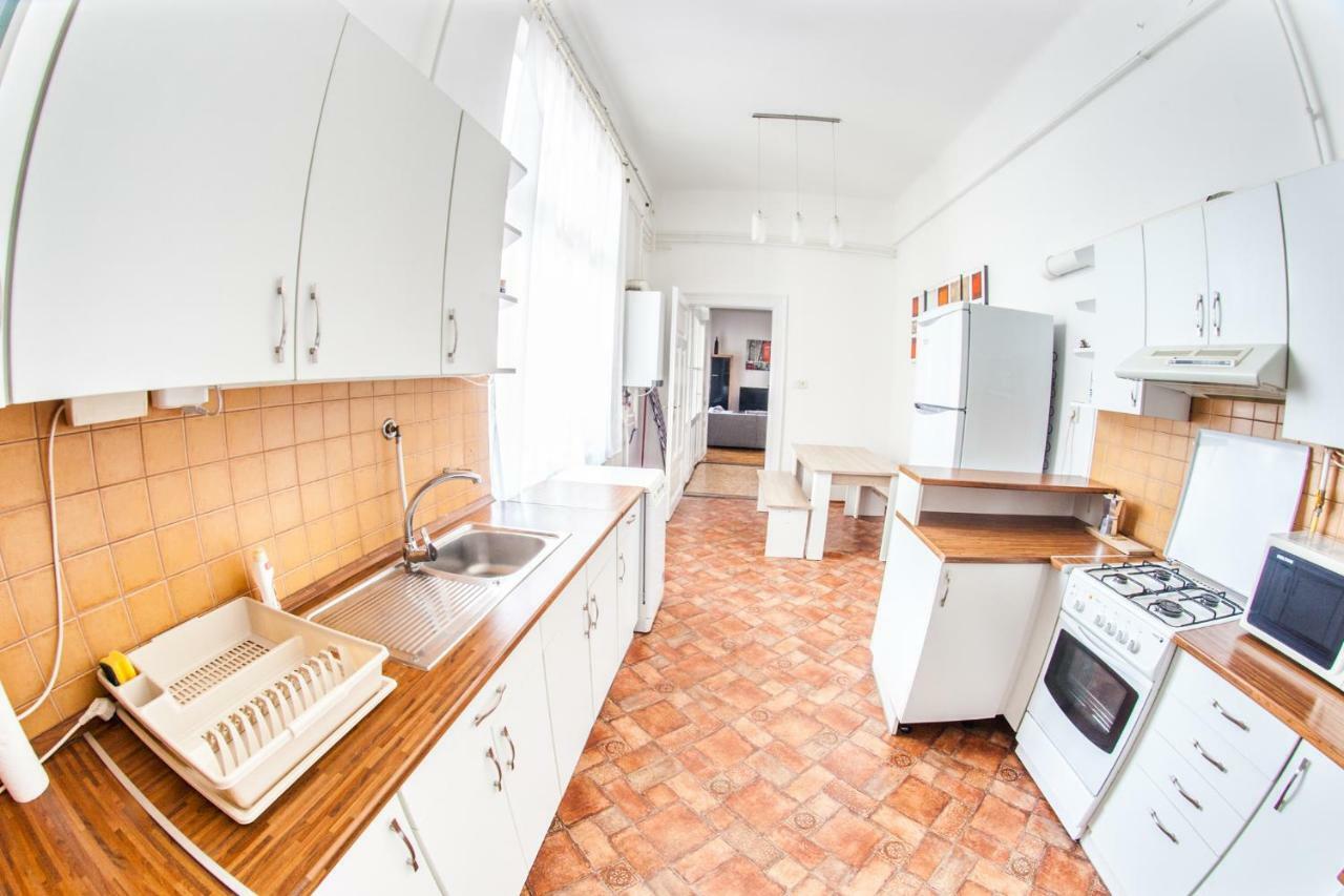 Inner City Apartment Debrecen Luaran gambar